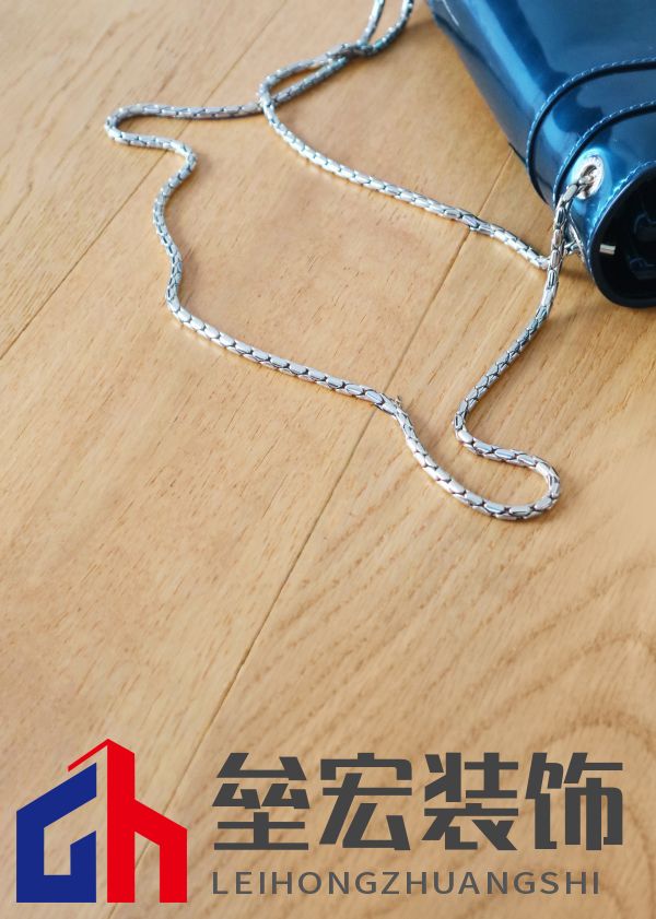 標(biāo)題一：奢華又健康？德爾金標(biāo)“7凈”地板：拿來吧你