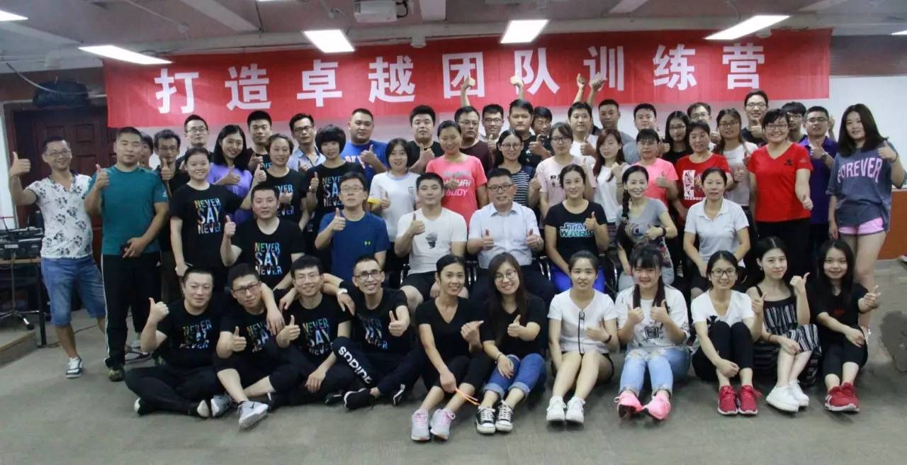 廈門(mén)裝修專(zhuān)業(yè)培訓(xùn)機(jī)構(gòu)_廈門(mén)專(zhuān)業(yè)裝修_廈門(mén)裝修裝潢