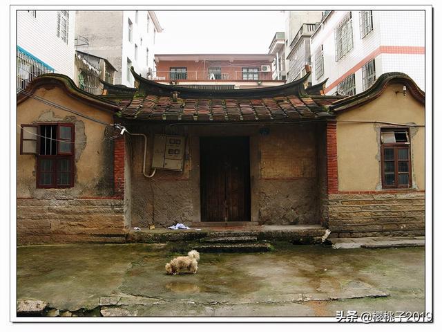 廈門(mén)裝修價(jià)格一般多少錢(qián)_廈門(mén)房屋裝修報(bào)價(jià)表_廈門(mén)裝修報(bào)價(jià)房屋表格圖