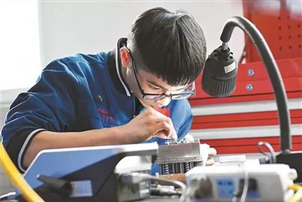 廈門(mén)市裝修合同_汕頭裝修合同_建委裝修合同