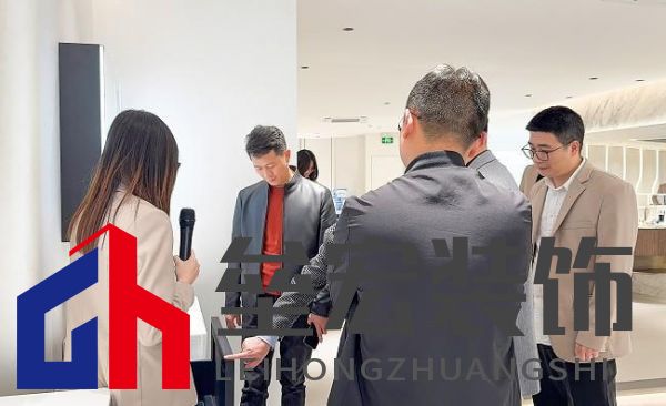 十大衛(wèi)浴品牌-鷹衛(wèi)?。簞諏崉?chuàng)新，共謀發(fā)展，全力開啟2025新征程！