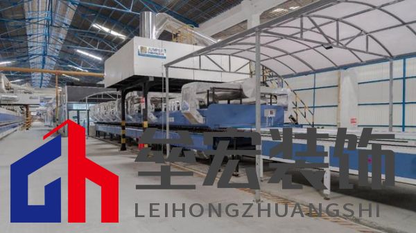 榜樣力量 | 強(qiáng)輝精工瓷磚斬獲2025年度家居領(lǐng)軍品牌!